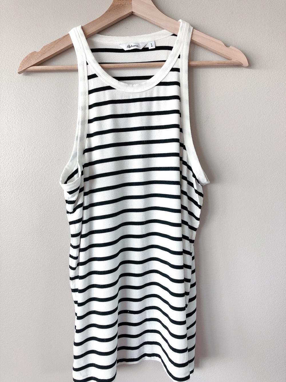 Reitmans black and white stripe ribbed tank top women’s large